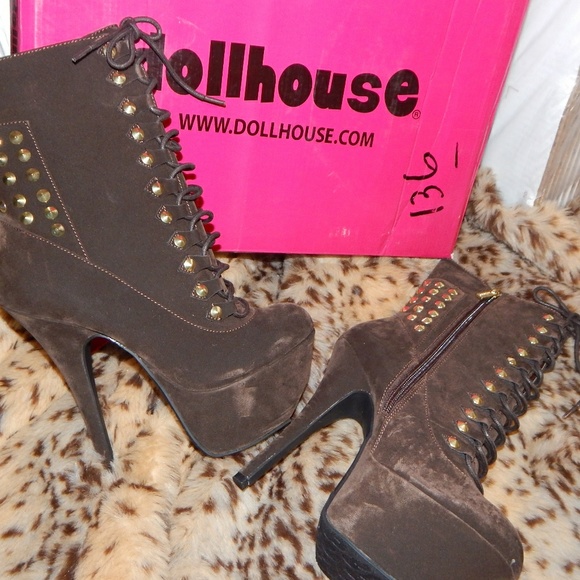 Dollhouse High Heel Booties - Picture 3 of 8
